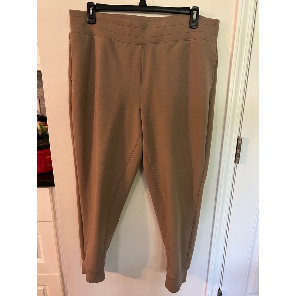 Tek Gear UltraComfort Women XXL Tan Joggers Sweatpants Pockets Stretch Casual